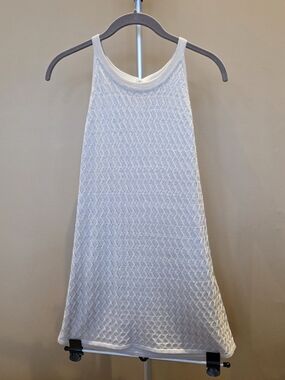 White House Black Market Cream Textured Knit Sleeveless Top